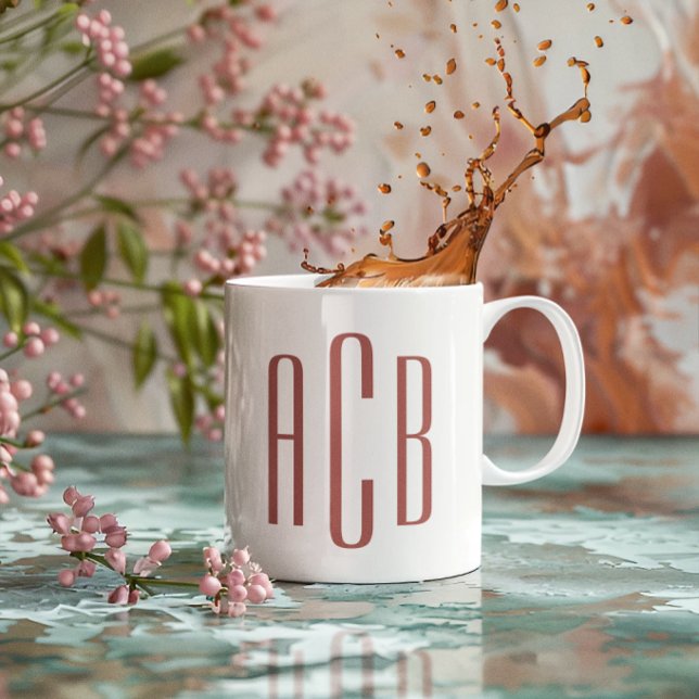 Modern Mjuk Terrakotta Trefaldig Monogram Kaffemugg (Modern Soft Terracotta Three Letter Monogram Coffee Mug)
