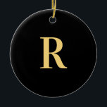 Modern Monogram Black Guld Julgransprydnad Keramik<br><div class="desc">Detta är en modern monogramdesign för personligen. Den här contemporaryn är i färd med att trendera svart och guld, med typografi av snyggt. Det är perfekt för en personlig- eller partiförmån, eller idealisk som ett nytt tillägg till din festliga hemdekoration i julhelgen. Lägg bara till det första brev genom att...</div>