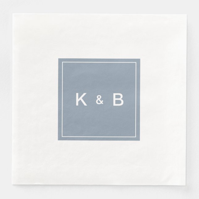 Modern Monogram Dusty Blue och White Middag Pappersservett (Framsida)