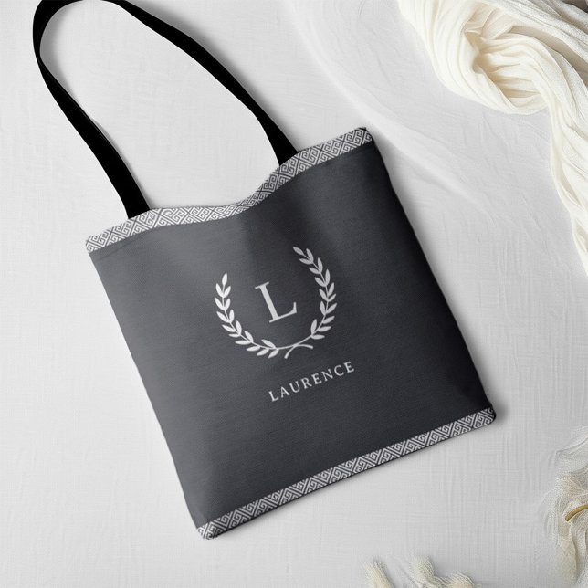 Modern monogram - första chicen för svart och vit  tygkasse (Skapare uppladdad)