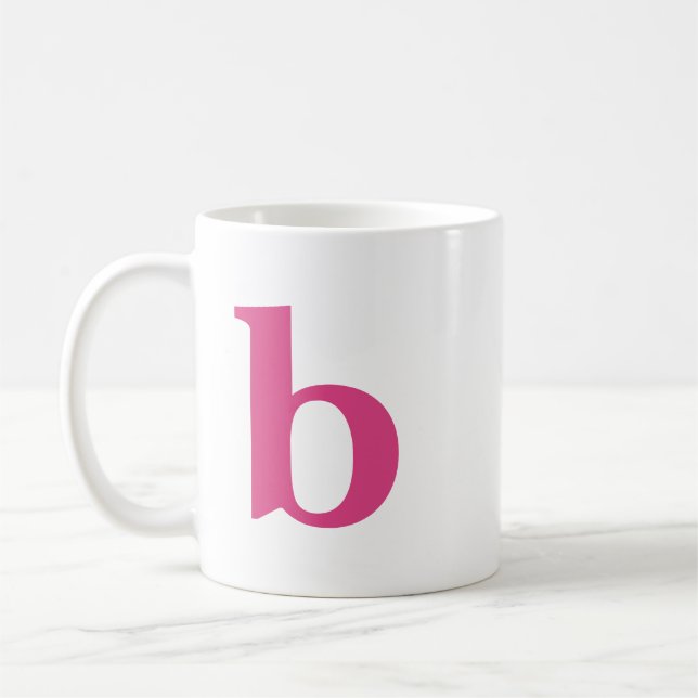Modern monogram i Brev i Shock rosa Kaffemugg (Vänster)