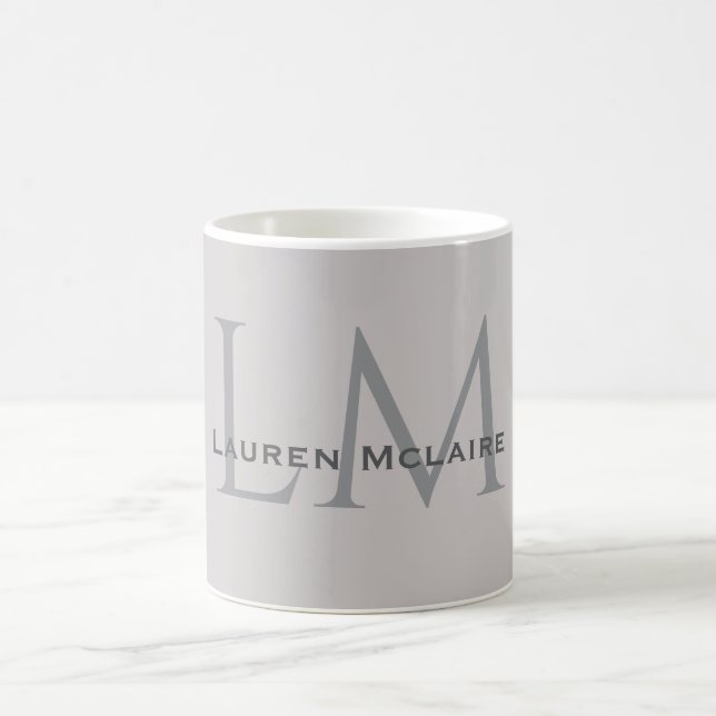 Modern Monogram i grå nyans Kontorsstil Kaffemugg (Center)