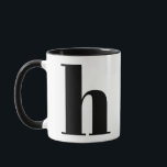 Modern Monogram Initial Brev h Black and White Mugg<br><div class="desc">Cute modern h monogram i svartvitt. Om brev inte fungerar på det här muggen,  se den monogram mugg-samling för brev som du vill ha eller kontakta mig.</div>