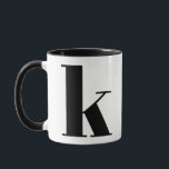 Modern Monogram Initial Brev k Black and White Mugg<br><div class="desc">Cute modern k monogram i svartvitt. Om brev inte fungerar på det här muggen,  se den monogram mugg-samling för brev som du vill ha eller kontakta mig.</div>