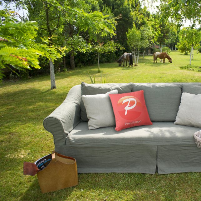 Modern Monogram Initial Brev orange Dekorativ kudd Kudde (Skapare uppladdad)