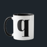 Modern Monogram Initial Brev q Black and White Mugg<br><div class="desc">Cute modern q monogram i svart och vitt. Om brev inte fungerar på det här muggen,  se den monogram mugg-samling för brev som du vill ha eller kontakta mig.</div>