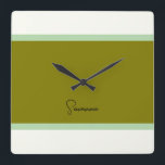 Modern monogram-klocka fyrkantig klocka<br><div class="desc">Den här Butterfly Clock kommer att lägga till lite charm och elegans till vilket rum som helst. Med en vackert utförlig fjärilskonstruktion gör det moderna estetiska och mjuka, roliga stil att det är perfekten som accentuerar biet för ett sommarhem, sovrum eller en bostad. Den här klockan är ett tidlöst tillägg...</div>