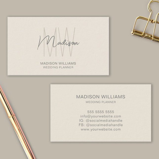 Modern Monogram-Logotyp Cream-Bröllopsfixaren Visitkort (Modern Monogram Logo Cream Wedding Planner Business Card)