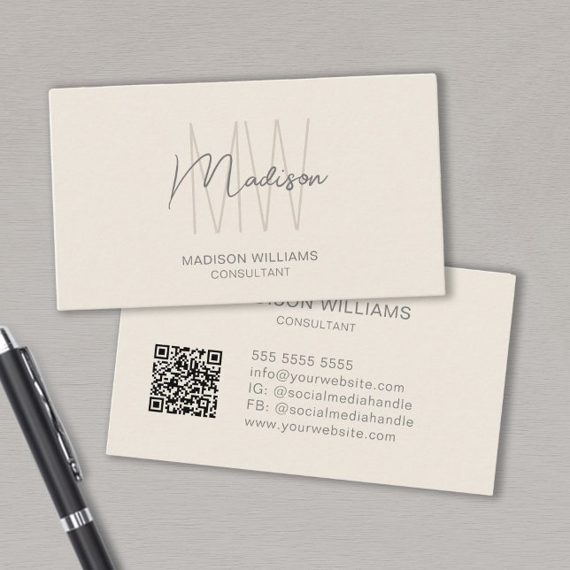 Modern Monogram-Logotyp QR-kod Cream Tan Consultan Visitkort (Modern Monogram Logo QR Code Cream Tan Consultant Business Card)
