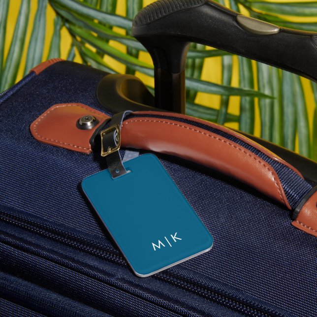  Modern Monogram Luggage Tag Bagagebricka (Framsida Insitu 1)