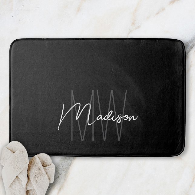 Modern Monogram Namn Black White Badrumsmatta (Modern Monogram Name Script Black White Bath Mat)