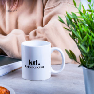Modern monogram- och Namn-minimalistisk utformning Kaffemugg