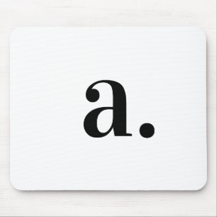 Modern monogram vit minimalist musmatta