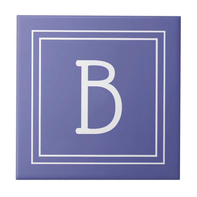 Modern monograminitial i periwinkleblå kakelplatta (Framsidan)