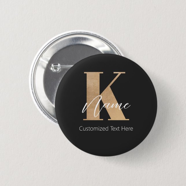 Modern monogrammed initial K & Namn-Personlig Knapp (Framsida & baksida)