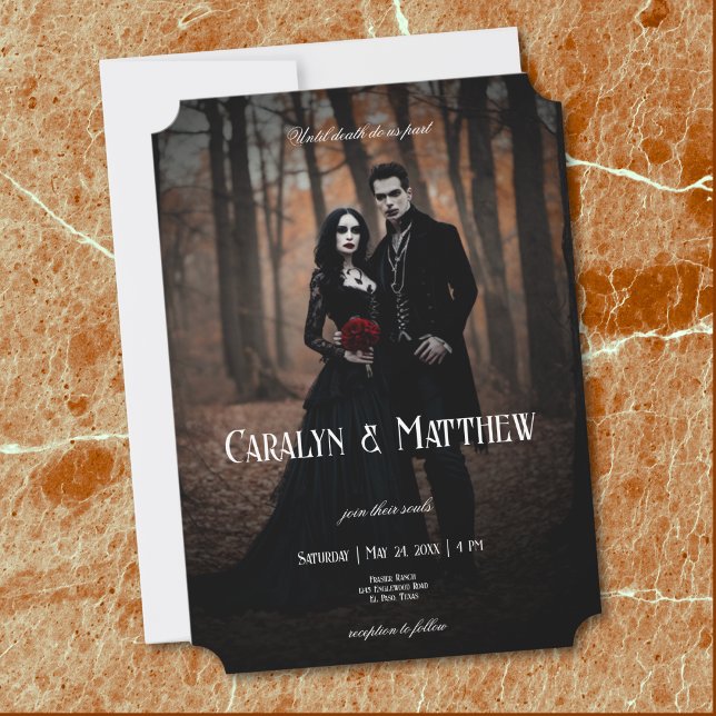 Modern Moody Gothic Photo Dark Wedding Inbjudningar (Modern Moody Gothic Photo Dark Wedding Invitation)