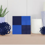 Modern Mörk blått, kontrollerad keramisk plattor Kakelplatta<br><div class="desc">Denna minimalistiska keramiska ruta har en berömd kroatisk kontrollerad mönster i mörk blått version.</div>