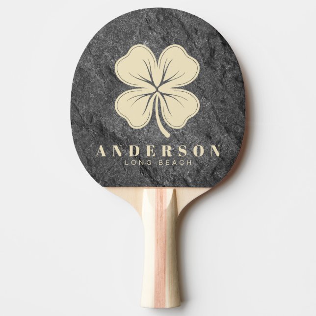 Modern mörk granit Fyrklöver med namn Pingisracket (Framsidan)