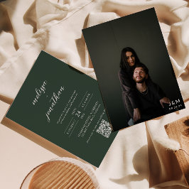 Modern Mörk grönt monogram QR-kod Bröllop Inbjudningar