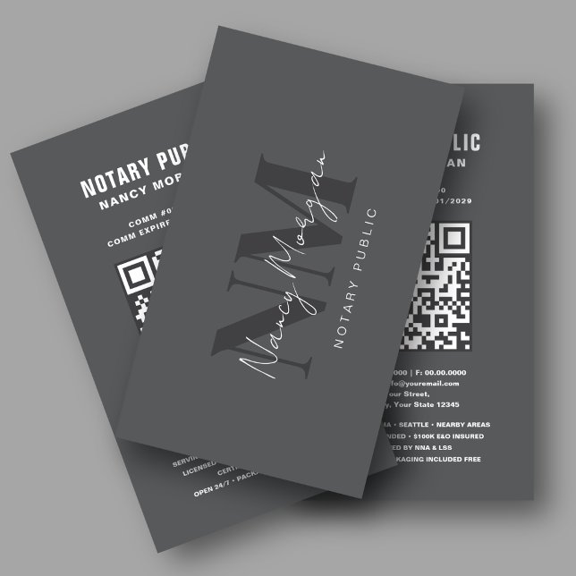 Modern Mörkgrå Monogram Notarius Publicus QR-kod  Visitkort (Skapare uppladdad)