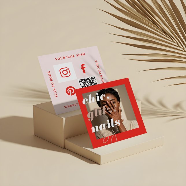 Modern Nail Salon Business Photo Social och QR-kod Fyrkantigt Visitkort (Modern Nail Salon Business Photo Social & QR Code Square Business Card)