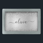 Modern Namn i Monogrammet silver i Metall Glitter<br><div class="desc">Silver Faux Foil Metallic Gnistra Glitter Brushed Metall Monogram Namn Bälte Buckle. Detta gör perfekt studenten,  söt 16 16,  18,  21,  30,  40,  50,  60,  70,  80,  90:e,  100-årsdag,  bröllop,  möhippa,  årsdag,  babydusch eller bachelorette-gåva till någon som glam lyx och chic stilar.</div>
