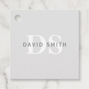 Modern Namn och Monogram Ljust och Mörk Grått Wh Gåvor Etiketter