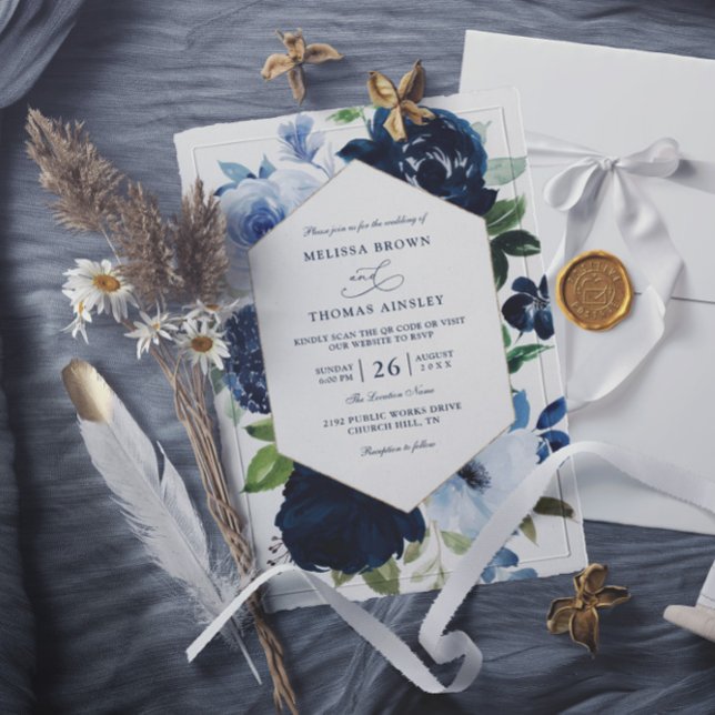Modern Navy Blommor Budget QR-kod Bröllop Inbjudningar (Skapare uppladdad)