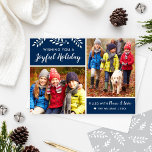 Modern Navy Blue Glatt Helgdag Photo Collage Julkort<br><div class="desc">Skicka dina hälsningar i stil med det här moderna fotokortet som innehåller två foton, accenter av holly grenar med bär och anpassningsbar text som kan vara helt personlig med den ordalydelse du föredrar. Färgen med marin blå och platinumbaserad grått (på baksidan) kan också anpassas för att samordna med dina foton....</div>