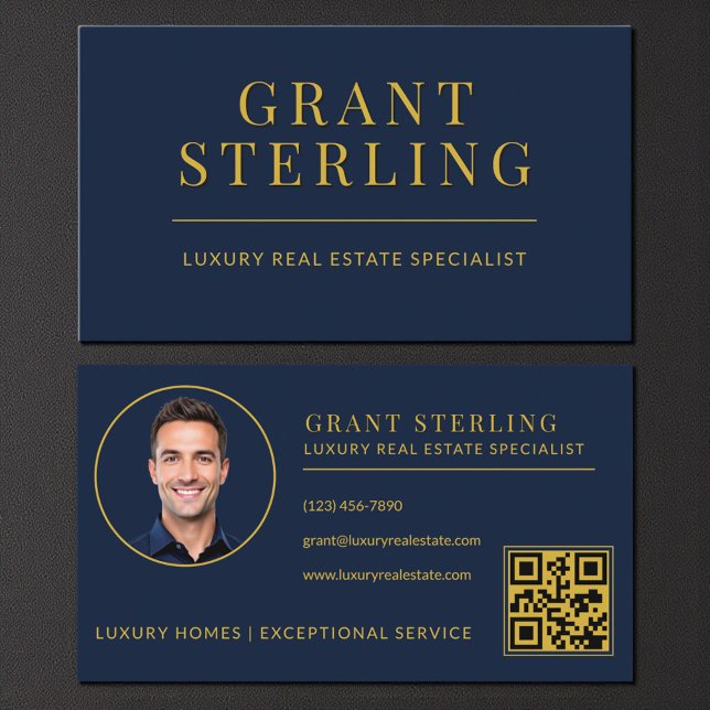 Modern Navy Blue Gold Real Estate Agent QR Code Visitkort (Skapare uppladdad)