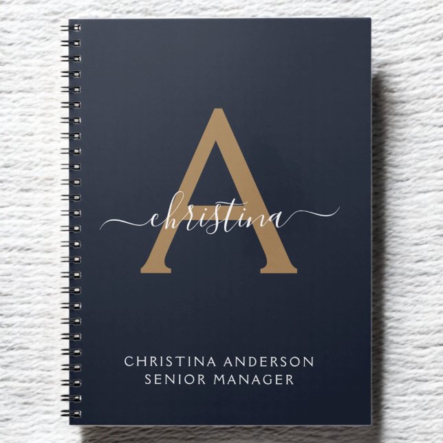 Modern Navy Blue Guld Monogram Script Namn Initial Anteckningsbok (Skapare uppladdad)