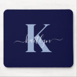 Modern Navy Blue Script Monogram Musmatta<br><div class="desc">Den här enkla, elegant marinblå muspekaren med det första namn i ett skript i trendiget, med det vita typsnittet som du skrev över ditt första i ett modernt typsnitt i ljusblått, är perfekt för ditt kontor/skrivbord. Det är snyggt och trendig och ändå väldigt klassiskt.</div>