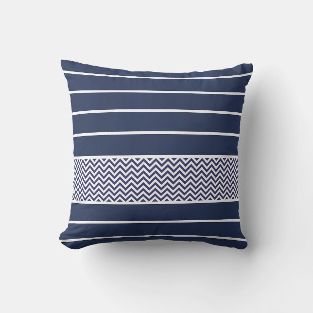 Modern Navy Blue White Rand Chevron Mönster Kudde (Framsida)