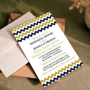 Modern Navy & Gold Chevron Övningsmiddag Inbjudningar