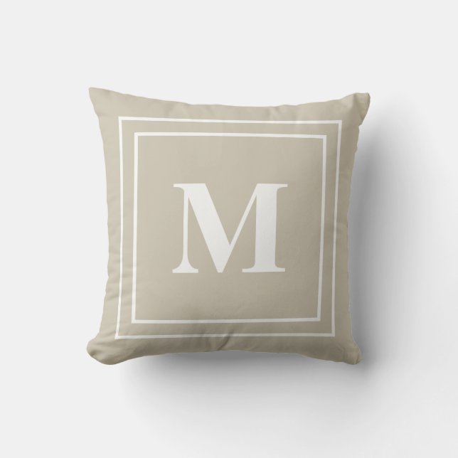 Modern Neutralt Tan Monogram Kudde (Framsida)