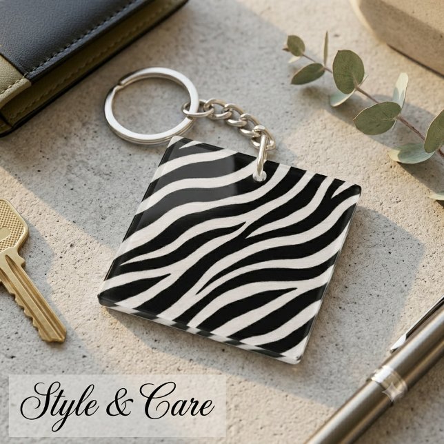 Modern nyckelring med zebramönster, stilfull acces (Modern Zebra Pattern Keychain Stylish Accessory)
