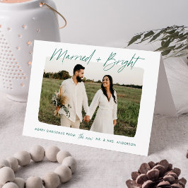 Modern Nygift och Ljusgrön Skrift Foto Helgkort