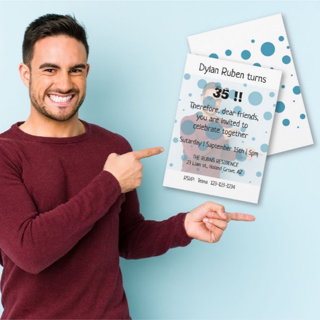 Modern och babblande inbjudan till födelsedagskort (Skapare uppladdad)