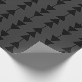 Modern och Snyggt Black Hanging Triangles på Smoky Presentpapper
