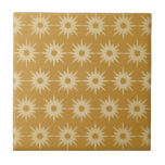Modern Ochre Guld Starburst Mönster i mitten av år Kakelplatta<br><div class="desc">Modern design i mitten av århundradet som ger vintage mönster av retrostjärnor på guld. Enkel, ren modern design. Skapa din egen anpassningsbar mönster genom att ladda upp en ny bild eller använda knappen "Kontakta den här designern" för hjälp. Så här skapar du din egen mönstrade design: 1. Välj Anpassa mallen....</div>