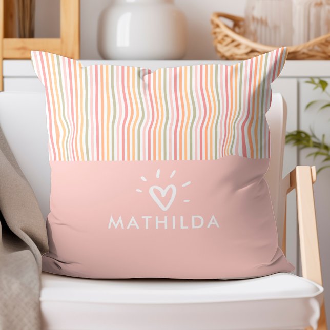 Modern omstridd barnslokal kudde (striped throw pillow with name)