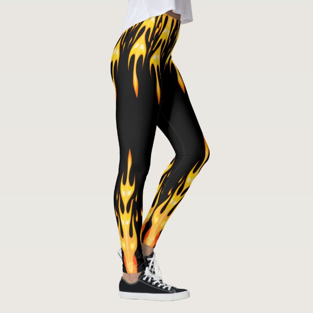 Modern orange gult eld flammar på svart leggings (Höger)