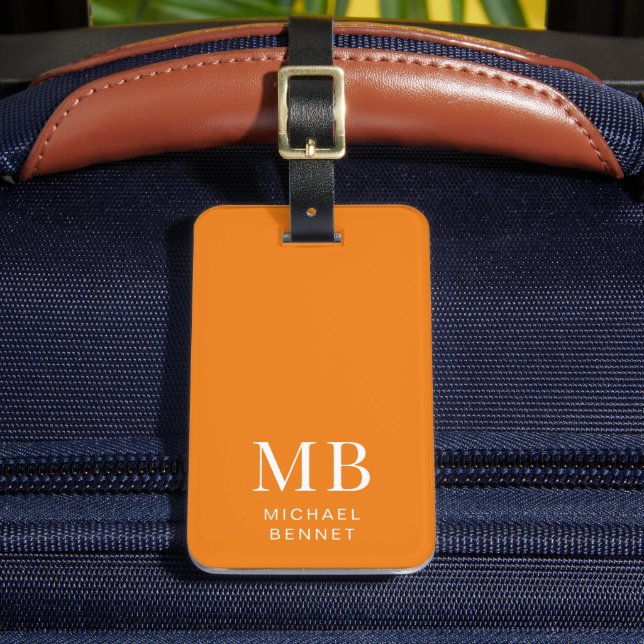 Modern Orange Monogram Bagagebricka (Framsida Insitu 2)