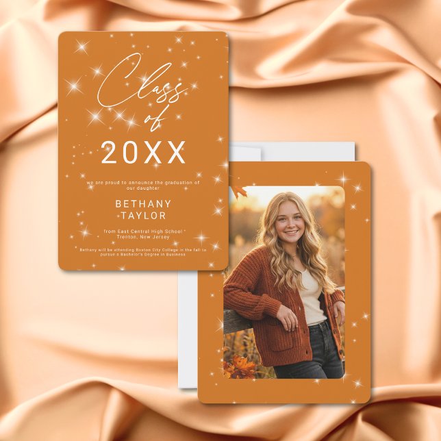 Modern orange och vit glans examen meddelande (Modern Orange & White Sparkle Graduation Announcement)