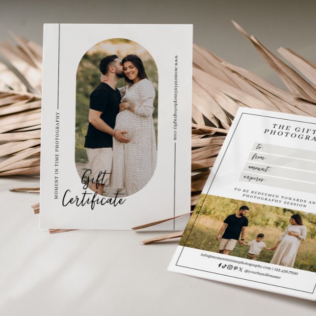 Modern Oval Arch Photography Gift Certificate (Skapare uppladdad)