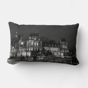 Modern parisisk nattfoto i stadsområden lumbarkudde