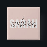 Modern Pastel Rosa Beauty Personlig You Namn Knapp<br><div class="desc">Modern Pastel Rosa Beauty Personlig You Namn</div>
