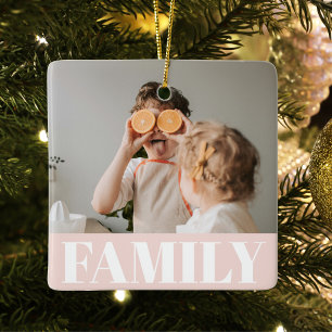 Modern Pastel Rosa Family Photo Gift Julgransprydnad Keramik