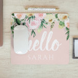 Modern Pastel Rosa Flowers Hej och du Namn Musmatta<br><div class="desc">Modern Pastel Rosa Flowers Hej och du Namn</div>
