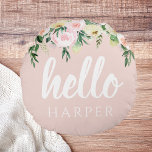 Modern Pastel Rosa Flowers Hej och du Namn Rund Kudde<br><div class="desc">Modern Pastel Rosa Flowers Hej och du Namn</div>